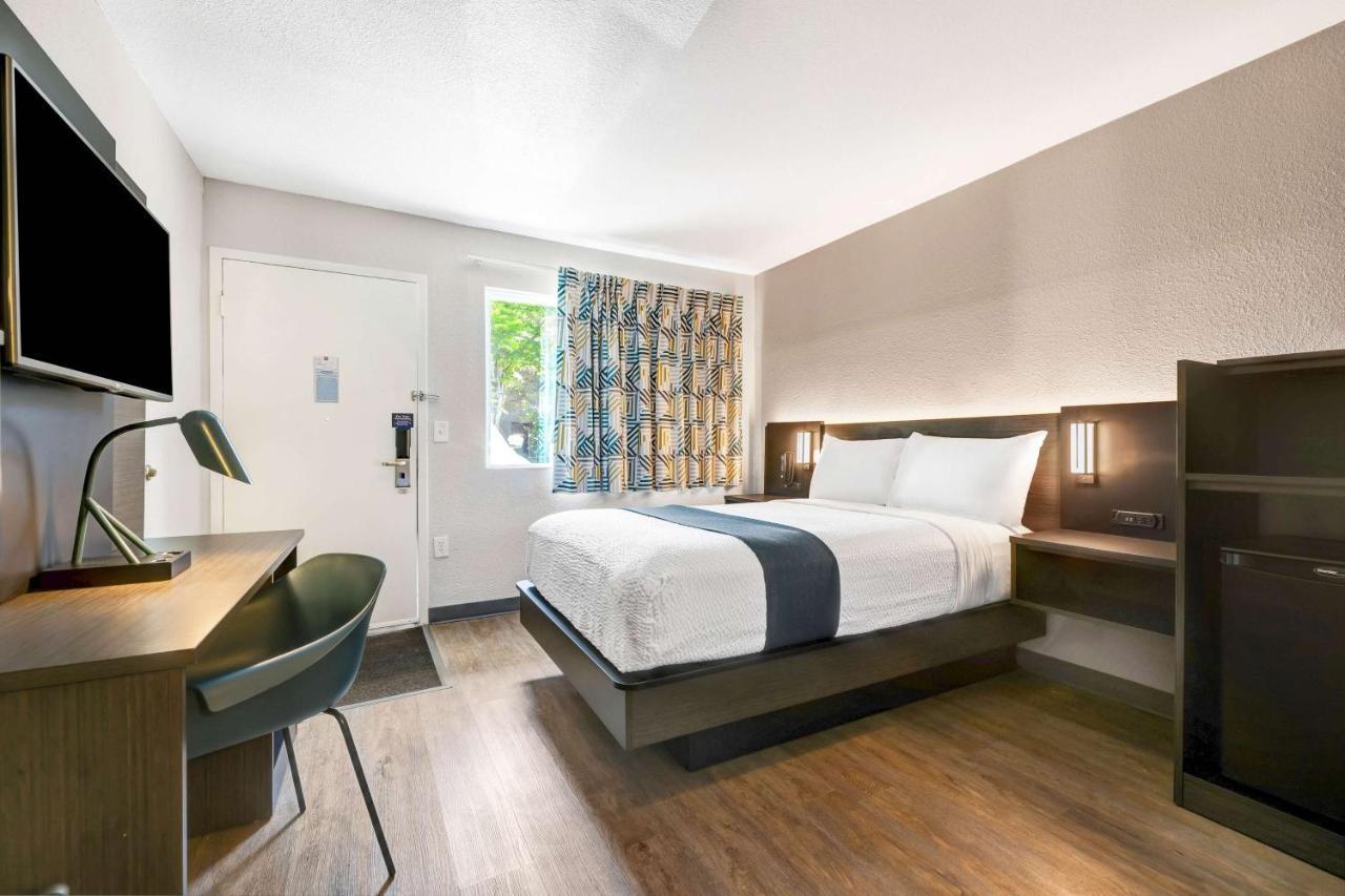 Motel 6-Issaquah, Wa - Seattle - East Εξωτερικό φωτογραφία