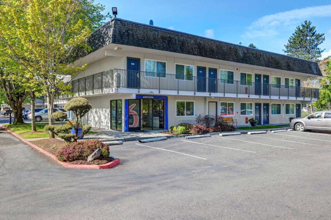 Motel 6-Issaquah, Wa - Seattle - East Εξωτερικό φωτογραφία
