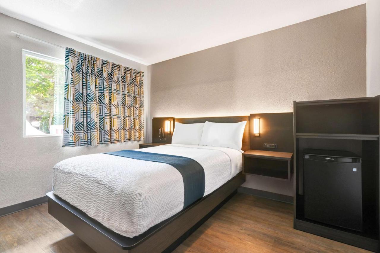 Motel 6-Issaquah, Wa - Seattle - East Εξωτερικό φωτογραφία
