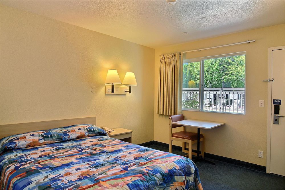 Motel 6-Issaquah, Wa - Seattle - East Εξωτερικό φωτογραφία