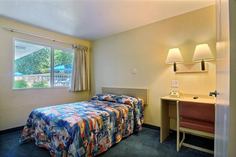 Motel 6-Issaquah, Wa - Seattle - East Εξωτερικό φωτογραφία