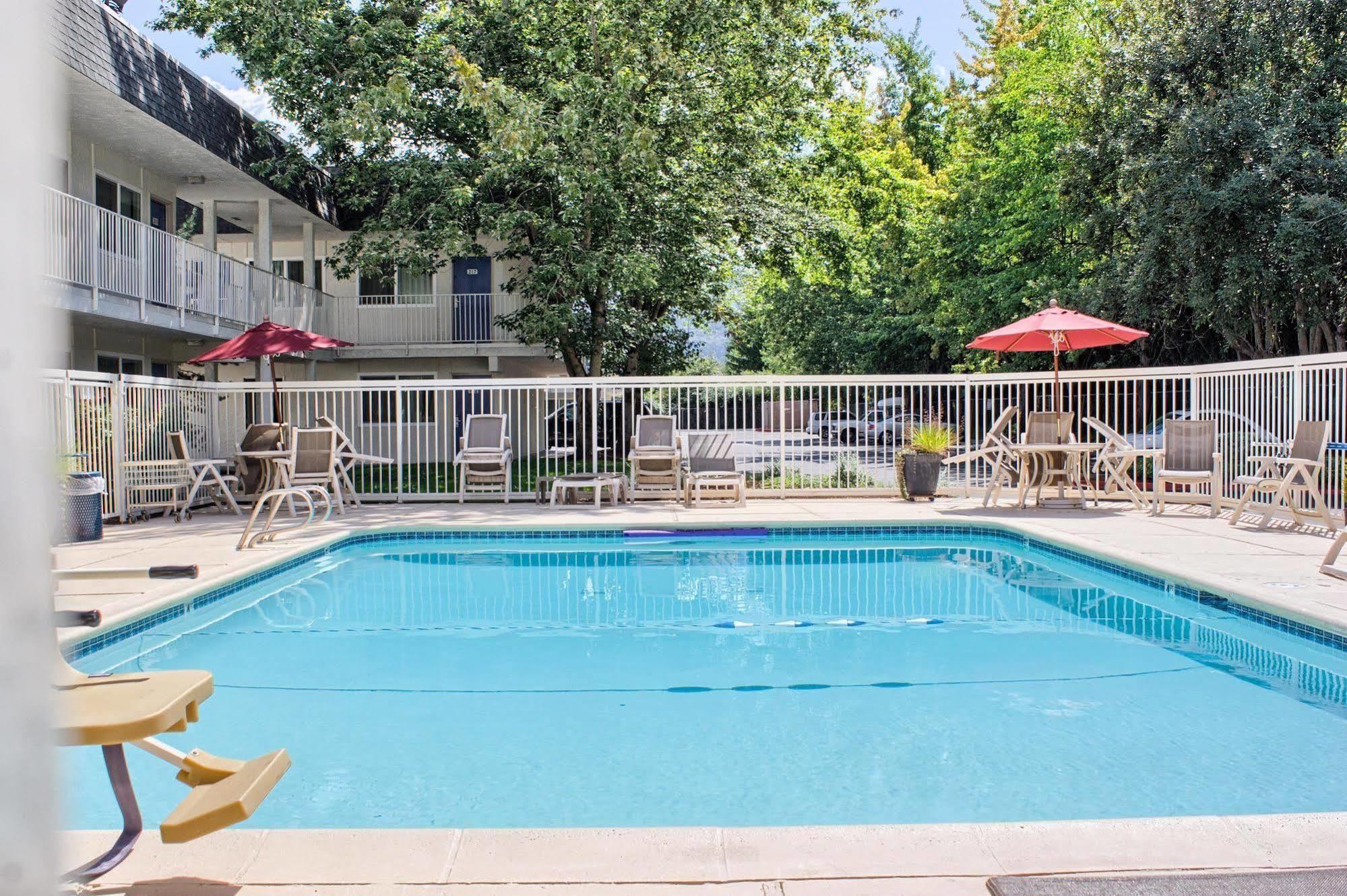 Motel 6-Issaquah, Wa - Seattle - East Εξωτερικό φωτογραφία