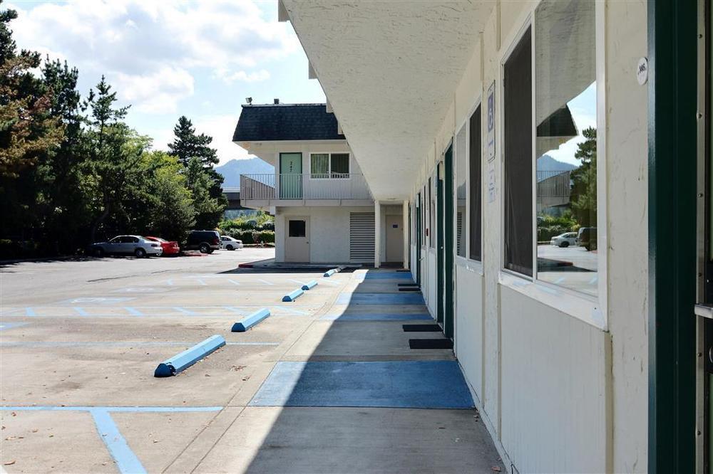 Motel 6-Issaquah, Wa - Seattle - East Εξωτερικό φωτογραφία